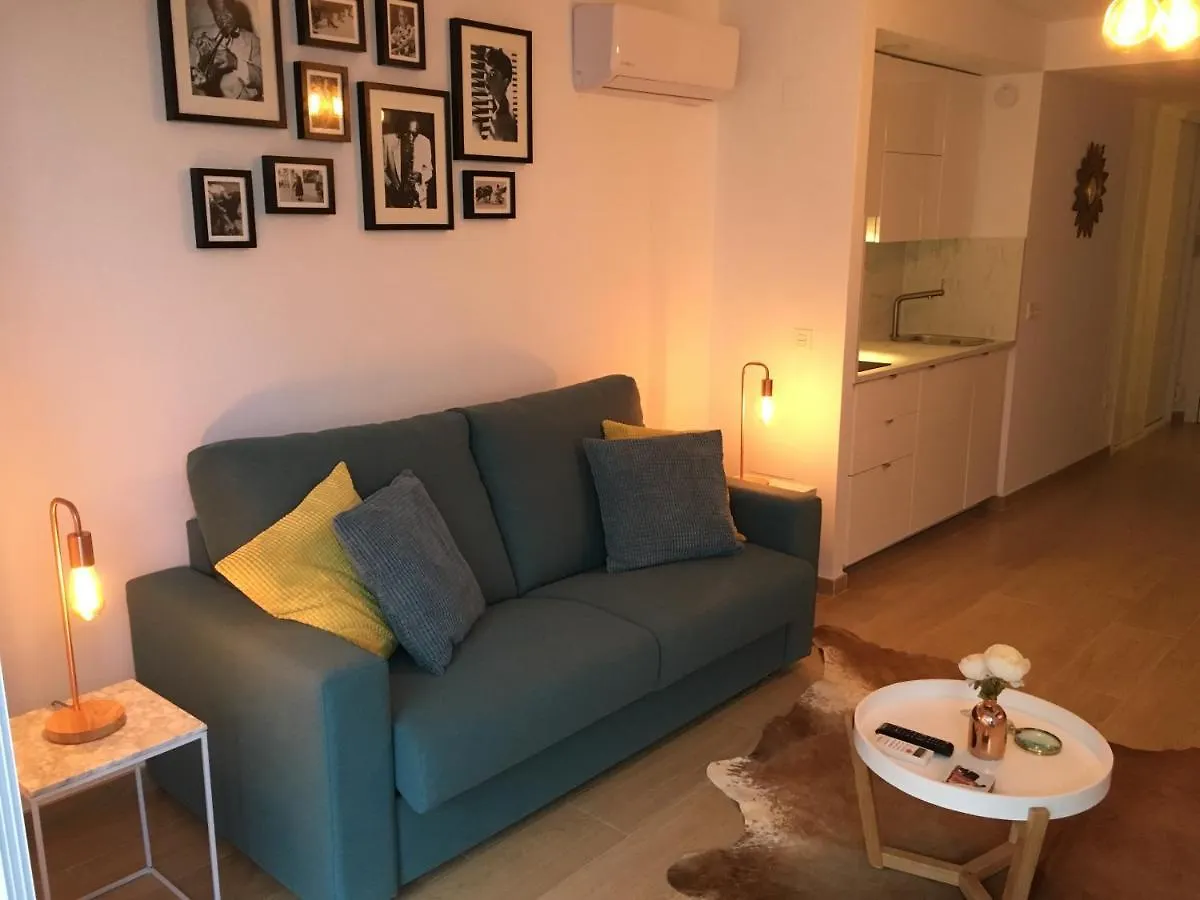 La Roca Chica First Line Beach Bajondillo Nice & Cosy Studio Apartment Torremolinos 0*,  Spain