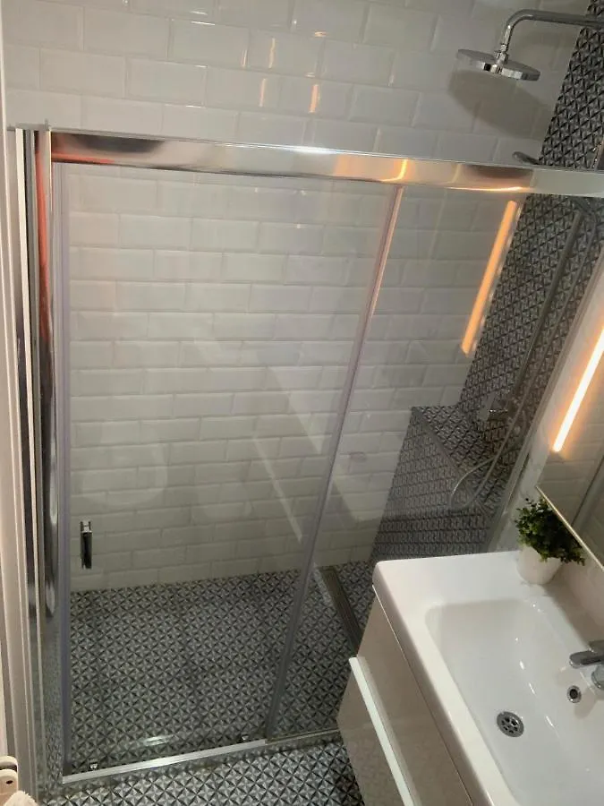 La Roca Chica First Line Beach Bajondillo Nice & Cosy Studio Apartment Torremolinos