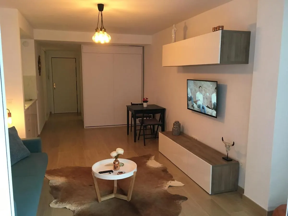 La Roca Chica First Line Beach Bajondillo Nice & Cosy Studio Apartment Torremolinos 0*,  Spain