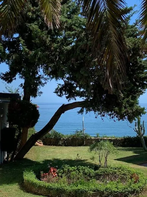 La Roca Chica First Line Beach Bajondillo Nice & Cosy Studio Apartment Torremolinos